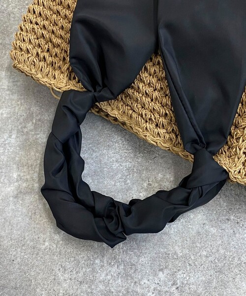 fredy emue（フレディエミュ）の「リボンハンドルペーパースクエアトートバッグ（トートバッグ・レディース・ブラック/ベージュ・FREE）」の12枚目の写真