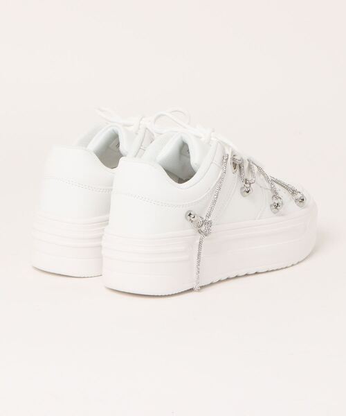 FOREVER 21（フォーエバー トゥエンティーワン）の「厚底シンプルスニーカー（スニーカー・レディース・ホワイト・23.0cm/24.0cm/25.0cm）」の8枚目の写真