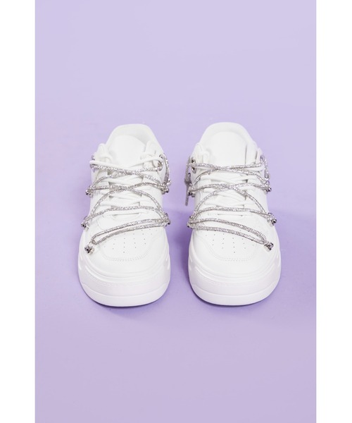 FOREVER 21（フォーエバー トゥエンティーワン）の「厚底シンプルスニーカー（スニーカー・レディース・ホワイト・23.0cm/24.0cm/25.0cm）」の2枚目の写真