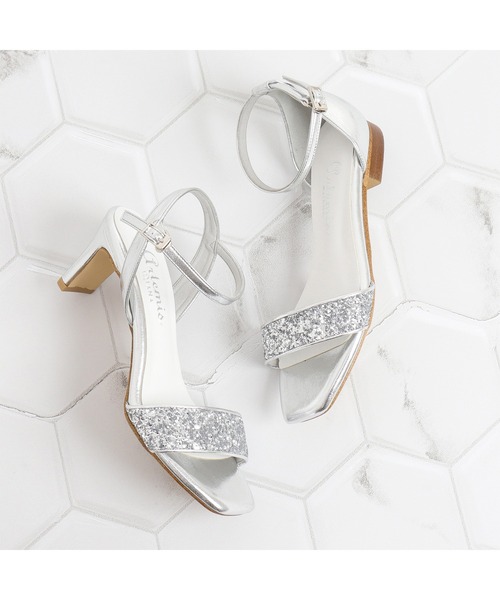 artemis by DIANA(アルテミスバイダイアナ)の「グリッターストラップサンダル(サンダル・レディース・ブラック/ゴールド/ブラック×ブラック/シルバー/シルバー系その他・S/M/L/XL)」の20枚目の写真