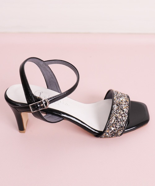 artemis by DIANA(アルテミスバイダイアナ)の「グリッターストラップサンダル(サンダル・レディース・ブラック/ゴールド/ブラック×ブラック/シルバー/シルバー系その他・S/M/L/XL)」の8枚目の写真