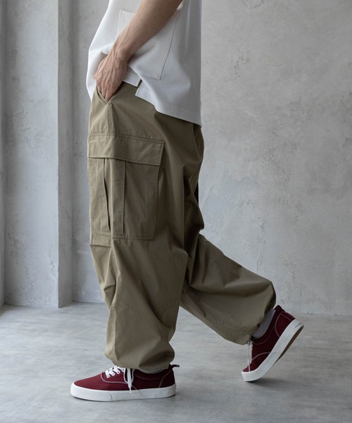 Dickies（ディッキーズ）の「DICKIESライトツイルカーゴパンツ（カーゴパンツ・メンズ・オリーブ/ベージュ/ブラック/ホワイト・L/M/XL）」の3枚目の写真