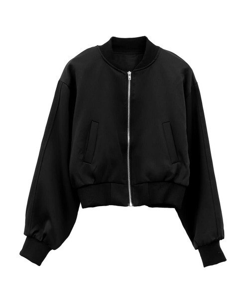 LVEU.（ラブユ.）の「【LVEU.】ボリュームショートMA-1(Ai select)  / アウター ブルゾン MA-1 ショート クロップド 羽織り ワーク ミリタリー ブラック（MA-1・レディース・ブラック・FREE）」の6枚目の写真