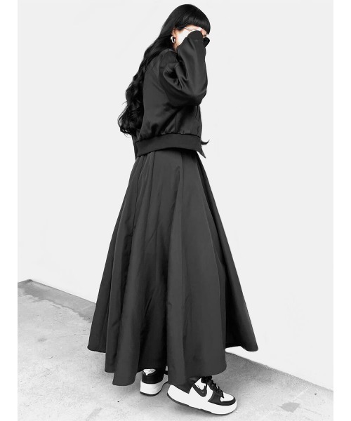 LVEU.（ラブユ.）の「【LVEU.】ボリュームショートMA-1(Ai select)  / アウター ブルゾン MA-1 ショート クロップド 羽織り ワーク ミリタリー ブラック（MA-1・レディース・ブラック・FREE）」の10枚目の写真