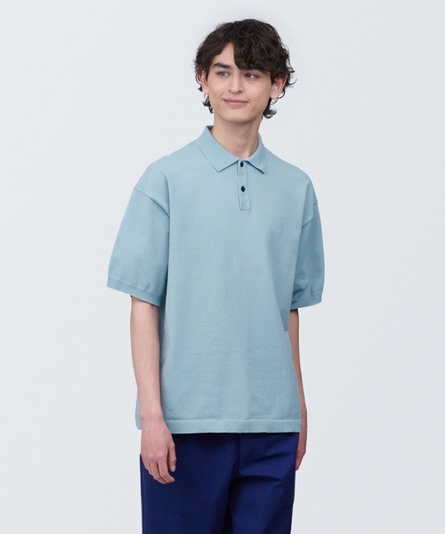無印良品（ムジルシリョウヒン）の「紳士　ＵＶカット天竺編み半袖ニットポロシャツ（ポロシャツ・メンズ・スモーキーグリーン系/ホワイト/ライトブルー/ブラック・XL/L/S）」の4枚目の写真