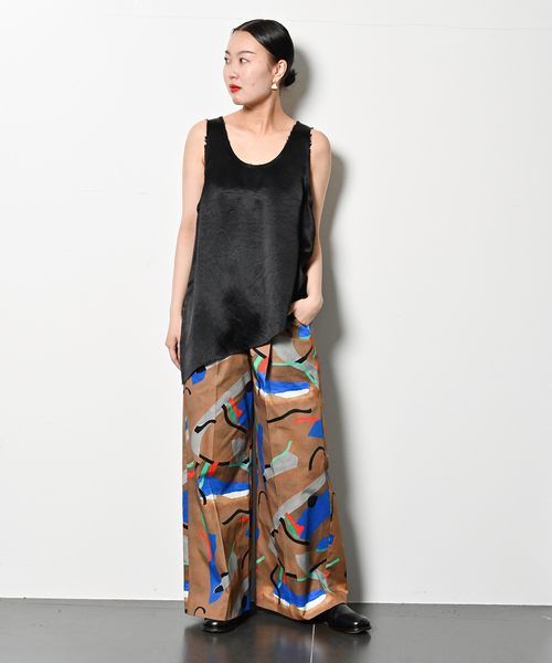 CITYSHOP(シティーショップ)の「ASYMMETRY ACETATE TOP:ブラウス(シャツ/ブラウス・レディース・ブラック/グレー・FREE)」の3枚目の写真