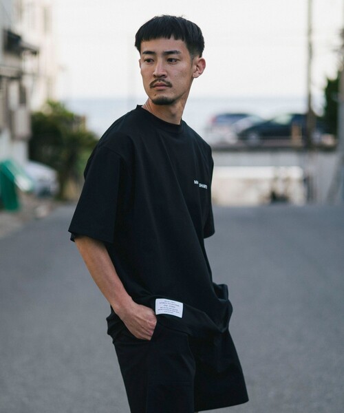 MALIBU SHIRTS(マリブシャツ)の「MALIBU SHIRTS x B:MING by BEAMS / 別注 スリーブタグTシャツ(Tシャツ/カットソー・メンズ・ホワイト/ネイビー/ブラック・S/M/L/XL)」の15枚目の写真