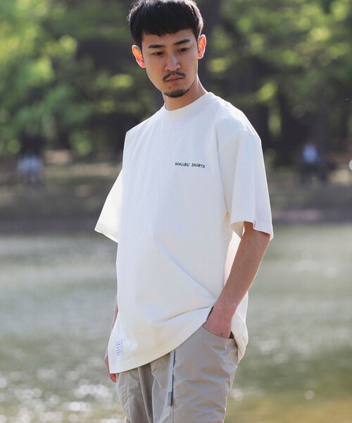 MALIBU SHIRTS(マリブシャツ)の「MALIBU SHIRTS x B:MING by BEAMS / 別注 スリーブタグTシャツ(Tシャツ/カットソー・メンズ・ホワイト/ネイビー/ブラック・S/M/L/XL)」の2枚目の写真