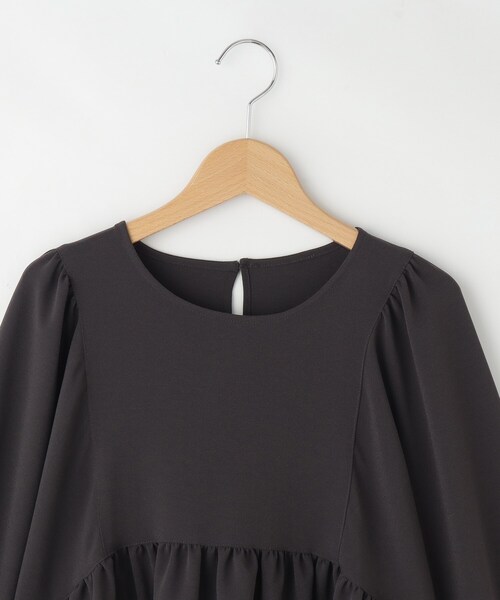 &Bridge(アンドブリッジ)の「qout シャリ感切り替えプルオーバー(Tシャツ/カットソー・レディース・グレー/グレー系その他/ホワイト系・02)」の6枚目の写真
