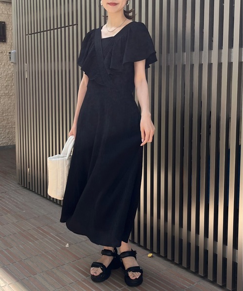 natural couture(ナチュラルクチュール)の「【mamamo】ギャザーフリルカシュクールワンピース(ワンピース・レディース・ブラック/グレー/その他1・FREE)」の4枚目の写真