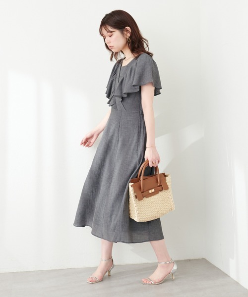 natural couture(ナチュラルクチュール)の「【mamamo】ギャザーフリルカシュクールワンピース(ワンピース・レディース・ブラック/グレー/その他1・FREE)」の8枚目の写真