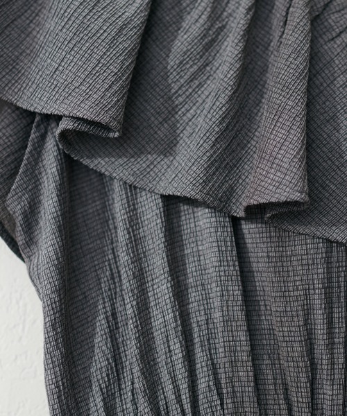 natural couture(ナチュラルクチュール)の「【mamamo】ギャザーフリルカシュクールワンピース(ワンピース・レディース・ブラック/グレー/その他1・FREE)」の12枚目の写真