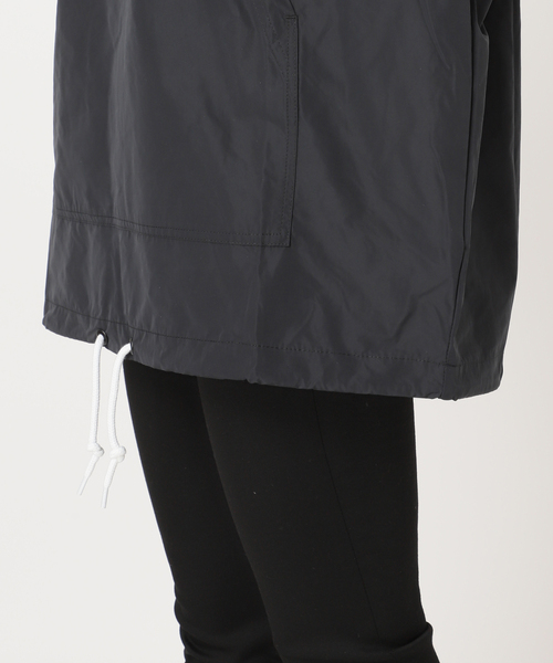 NIKE（ナイキ）の「【NIKE/ ナイキ】クラブMARINAアノラックジャケット FN3893（その他アウター・レディース・ブラック/ホワイト・LARGE）」の19枚目の写真