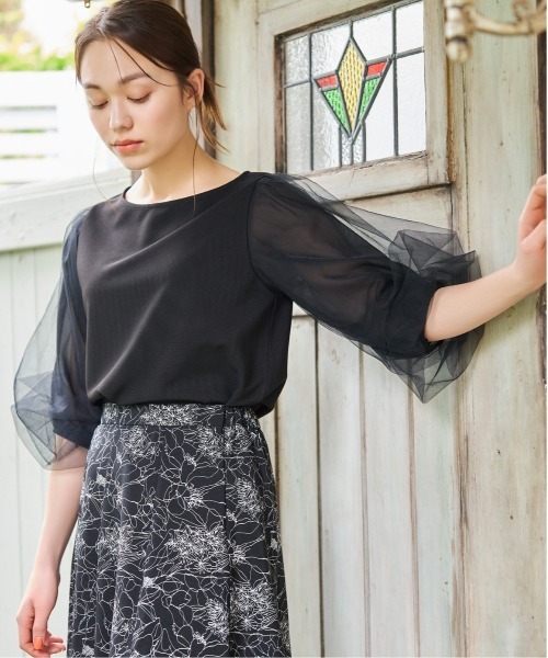 mysty woman（ミスティウーマン）の「シアータックスリーブ7分袖プルオーバー　121446（Tシャツ/カットソー・レディース・オフホワイト/ブラック/グレイッシュブルー・FREE）」の6枚目の写真