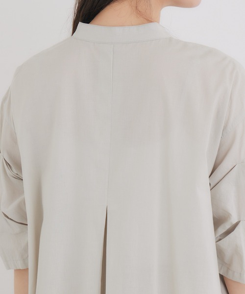 KATHARINE ROSS(キャサリンロス)の「【KATHARINE ROSS】綿100% 着痩せ タックボリューム袖シャツワンピース(シャツワンピース・レディース・ベージュ/ブルー・MEDIUM)」の13枚目の写真