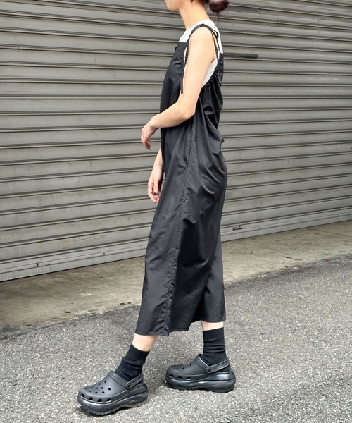 3.3 Field Trip （3.3フィールドトリップ）の「3.3 Field Trip／シャーリングロングワンピース（ワンピース・レディース・ネイビー/ブラック・FREE）」の3枚目の写真