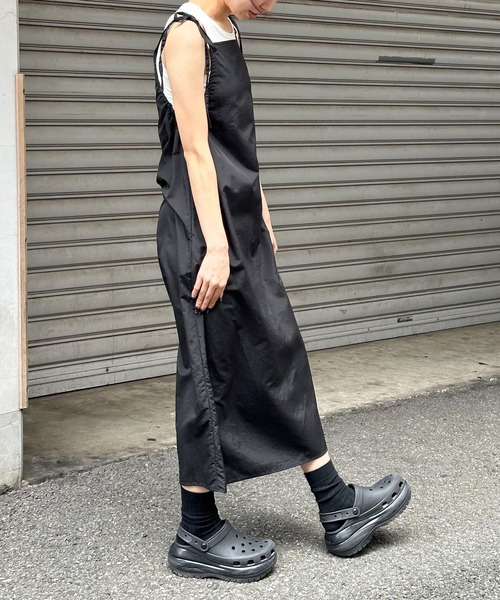 3.3 Field Trip （3.3フィールドトリップ）の「3.3 Field Trip／シャーリングロングワンピース（ワンピース・レディース・ネイビー/ブラック・FREE）」の5枚目の写真