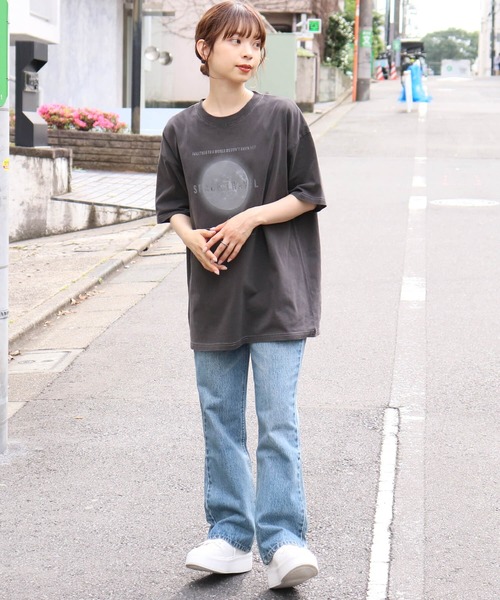 tiptop（ティップトップ）の「モノトーンプリントピグメントBIGTシャツ（Tシャツ/カットソー・レディース・ホワイト系その他/アイボリー/ブラック系その他2/ブラック系その他・FREE）」の9枚目の写真