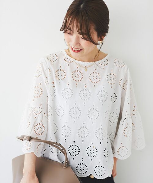 le.coeur blanc（ルクールブラン）の「カットワークレースフレアスリーブブラウス（シャツ/ブラウス・レディース・オフホワイト/マスタード/ブラック・38）」の7枚目の写真