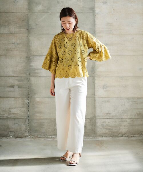 le.coeur blanc（ルクールブラン）の「カットワークレースフレアスリーブブラウス（シャツ/ブラウス・レディース・オフホワイト/マスタード/ブラック・38）」の19枚目の写真