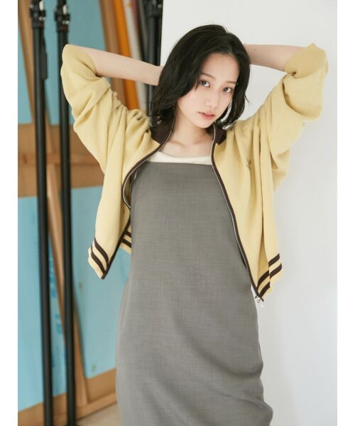 Ungrid（アングリッド）の「【WEB限定】ラインニットカーデ（ジャージ・レディース・グレー/イエロー/ネイビー・FREE）」の4枚目の写真