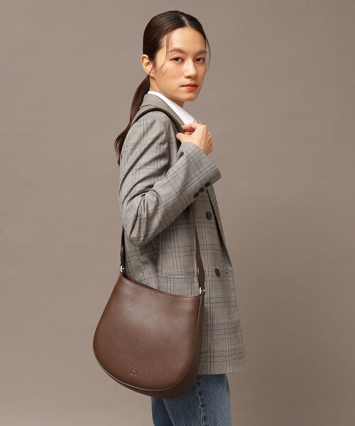 HIROFU(ヒロフ)の「【クオーレ】レザーショルダーバッグ S 2WAY 本革(商品番号:P25-35440)(ショルダーバッグ・レディース・オレンジ系9/グレー系その他/ワイン系2/グレー系8/ワイン系1/ダークブラウン系1/ネイビー系6・01)」の17枚目の写真