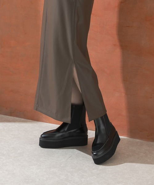 URBAN RESEARCH ROSSO WOMEN(アーバンリサーチ ロッソ)の「フェイクレザースカート(スカート・レディース・グレー/ブラウン・38/36)」の12枚目の写真