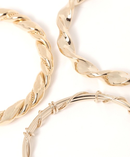 niko and...(ニコアンド)の「メタルバングル(バングル/リストバンド・レディース・クリーム/ライトイエロー/グレー/イエロー/ダークグレー/スモーク・0)」の8枚目の写真