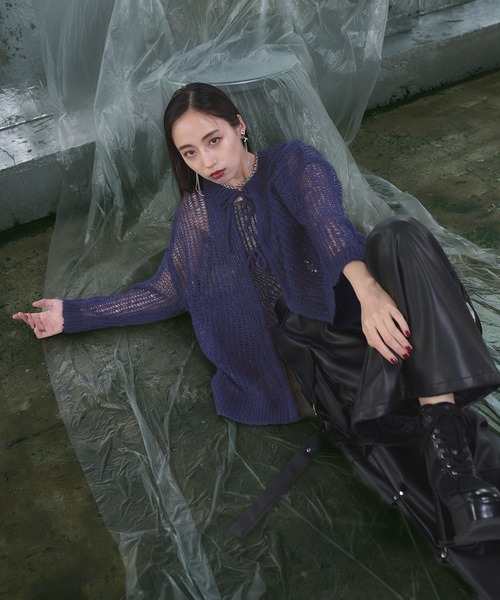 HARE（ハレ）の「2WAYシアーモヘヤニットプルオーバー(HARE)（ニット/セーター・レディース・ブラック/ネイビー・FREE）」の6枚目の写真