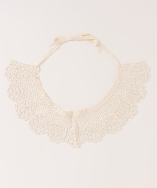 flower(フラワー)の「ビンテージライクレースカラー(付け襟・レディース・アイボリー・FREE)」の2枚目の写真