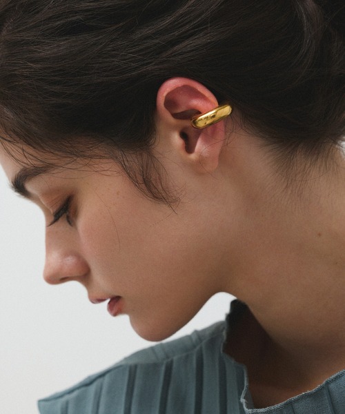 CENE（セネ）の「【CENE】セネ/ボリュームイヤーカフ(small)（イヤーカフ・レディース・ゴールド/シルバー・FREE）」の4枚目の写真