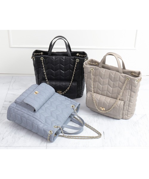 【セール】チェーンショルダーストラップ付属 外ポケット付きキルティングバッグ(トートバッグ)|artemis by DIANA(アルテミスバイダイアナ) 【セール】チェーンショルダーストラップ付属 外ポケット付きキルティングバッグ(トートバッグ)|artemis by DIANA(アルテミスバイダイアナ)
