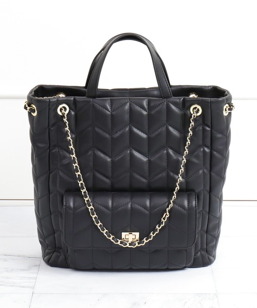 【セール】チェーンショルダーストラップ付属 外ポケット付きキルティングバッグ(トートバッグ)|artemis by DIANA(アルテミスバイダイアナ) 【セール】チェーンショルダーストラップ付属 外ポケット付きキルティングバッグ(トートバッグ)|artemis by DIANA(アルテミスバイダイアナ)