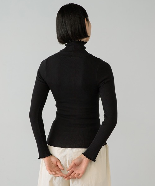 PALM（パーム）の「PALM CUP RIB TURTLE NECK（Tシャツ/カットソー・レディース・カーキ/ブラック/ベージュ・FREE）」の5枚目の写真