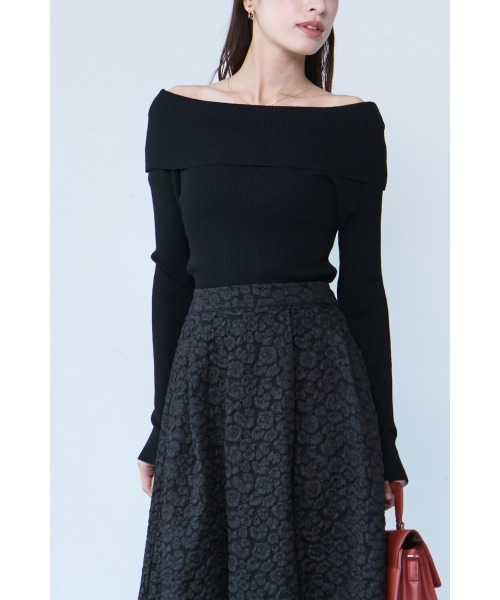 M.deux（エムドゥ）の「●オフショルニット●（ニット/セーター・レディース・ブラック/オレンジ/グレイッシュベージュ・MEDIUM）」の6枚目の写真