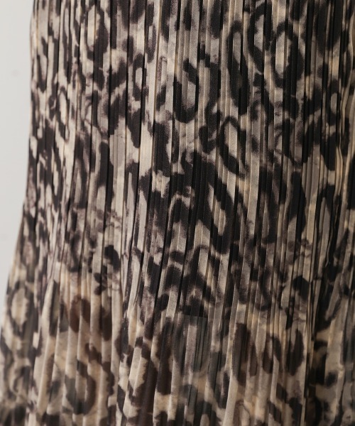 Bou Jeloud（ブージュルード）の「アニマルプリーツスカート（スカート・レディース・ブラウン/グレー・FREE）」の17枚目の写真