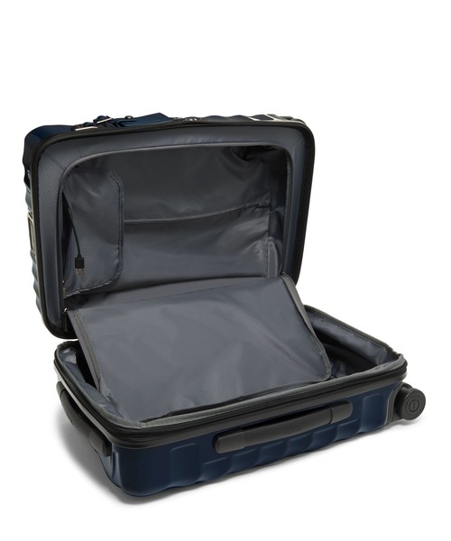 TUMI(トゥミ)の「19 DEGREE インターナショナル・エクスパンダブル・4ウィール・キャリーオン スーツケース(機内持ち込みサイズ) 1泊~3泊程度(スーツケース/キャリーバッグ・メンズ・ブラック/ネイビー・FREE)」の12枚目の写真