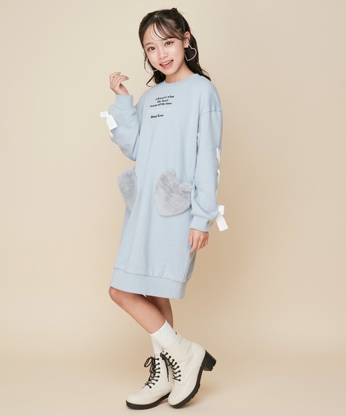 JENNI love（ジェニィラブ）の「【コットン100％】そでレースアップトレーナーワンピ（ワンピース・キッズ・ピンク/サックスブルー/ブラック・130cm/140cm/150cm/160cm）」の10枚目の写真