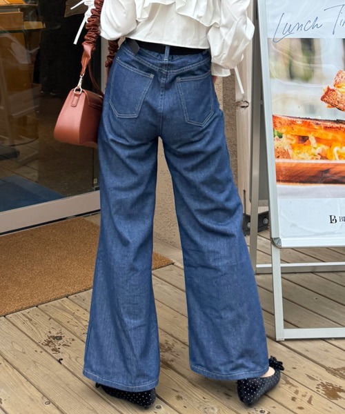 efill(エフィル)の「オーバーサイズ デニムパンツ(デニムパンツ・レディース・ネイビー・FREE)」の13枚目の写真