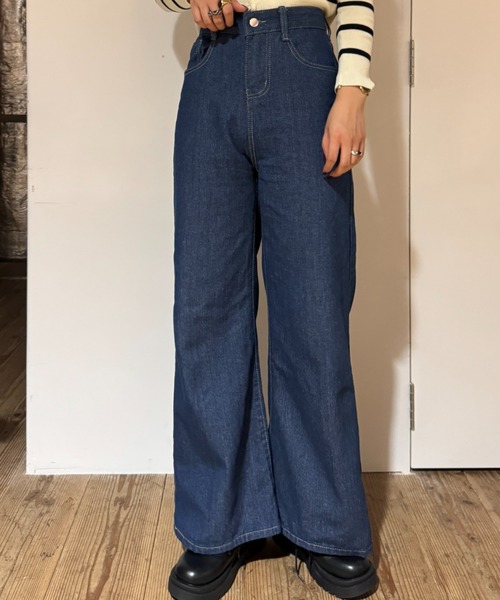 efill(エフィル)の「オーバーサイズ デニムパンツ(デニムパンツ・レディース・ネイビー・FREE)」の4枚目の写真