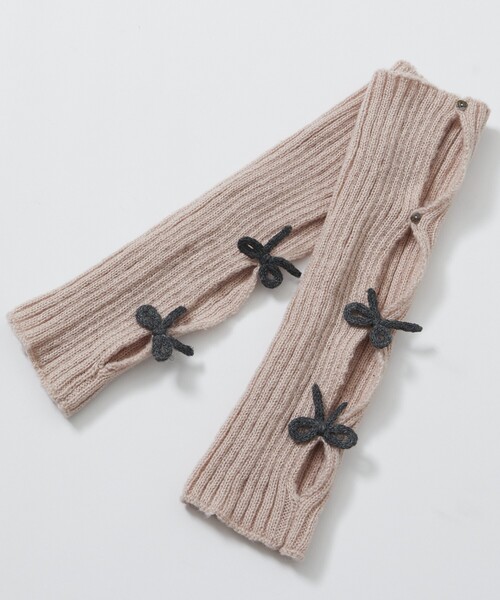 Firsthand(ファーストハンド)の「Firsthand/ファーストハンド リボンアームウォーマー(手袋・レディース・チャコールグレー/オフホワイト/ピンク・FREE)」の3枚目の写真