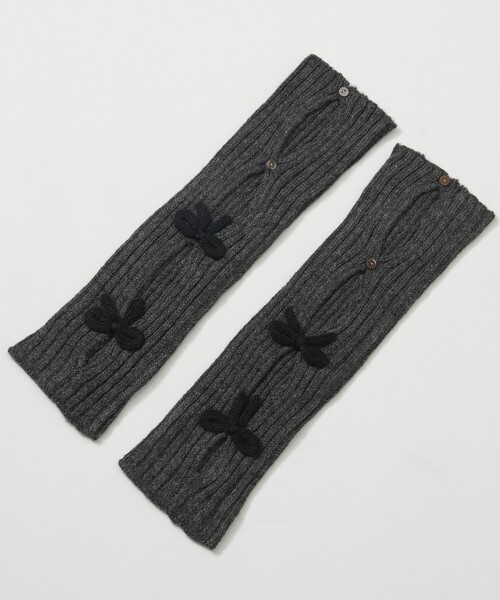 Firsthand(ファーストハンド)の「Firsthand/ファーストハンド リボンアームウォーマー(手袋・レディース・チャコールグレー/オフホワイト/ピンク・FREE)」の6枚目の写真