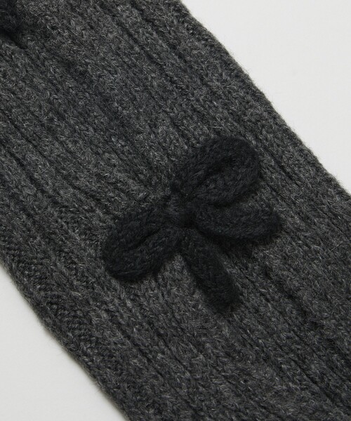 Firsthand(ファーストハンド)の「Firsthand/ファーストハンド リボンアームウォーマー(手袋・レディース・チャコールグレー/オフホワイト/ピンク・FREE)」の8枚目の写真