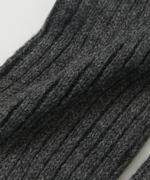 Firsthand(ファーストハンド)の「Firsthand/ファーストハンド リボンアームウォーマー(手袋・レディース・チャコールグレー/オフホワイト/ピンク・FREE)」の10枚目の写真