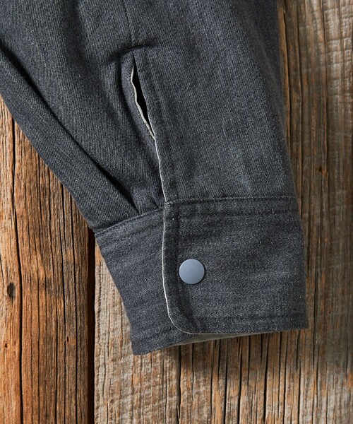 Jonas Claesson(ジョナスクレアッソン)の「JONAS CLAESSON/ジョナスクレアッソン Insideout TRIP SHT JKT/インサイドアウト トリップ シャツジャケット/リバーシブル(ブルゾン・メンズ・ブラック/サックスブルー・LARGE/MEDIUM)」の7枚目の写真
