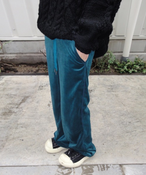 shesame(シーセム)の「bi-color velours pants(その他パンツ・レディース・ダークグリーン/チャコール/ブラック×パープル・MEDIUM/LARGE)」の5枚目の写真