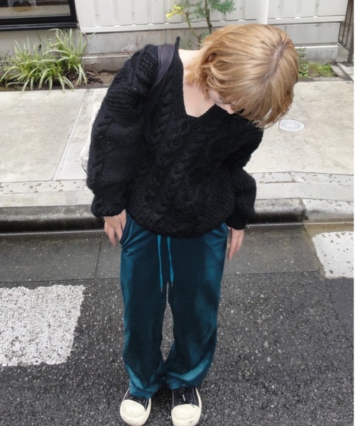 shesame(シーセム)の「bi-color velours pants(その他パンツ・レディース・ダークグリーン/チャコール/ブラック×パープル・MEDIUM/LARGE)」の13枚目の写真