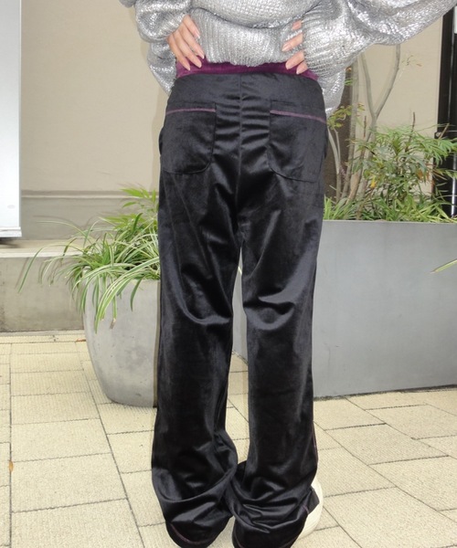shesame(シーセム)の「bi-color velours pants(その他パンツ・レディース・ダークグリーン/チャコール/ブラック×パープル・MEDIUM/LARGE)」の12枚目の写真