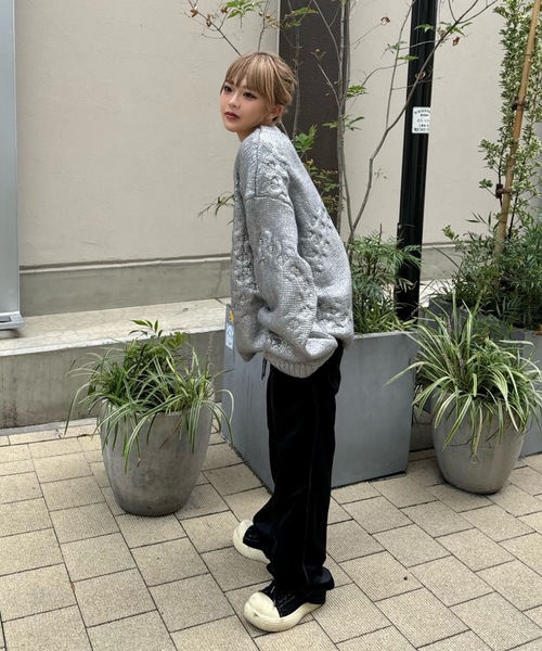 shesame(シーセム)の「bi-color velours pants(その他パンツ・レディース・ダークグリーン/チャコール/ブラック×パープル・MEDIUM/LARGE)」の17枚目の写真