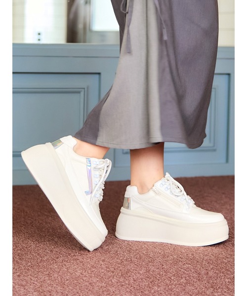 Mafmof(マフモフ)の「Mafmof(マフモフ)8cm厚底プラットフォームスニーカー(スニーカー・レディース・ブラック/ホワイト・M/L/LL/S)」の12枚目の写真